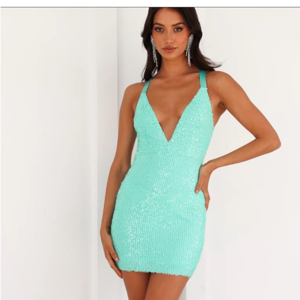 Hello Molly Mint Green Sequin Cocktail/Homecoming Dress, Deep V, Size M/US 6 New